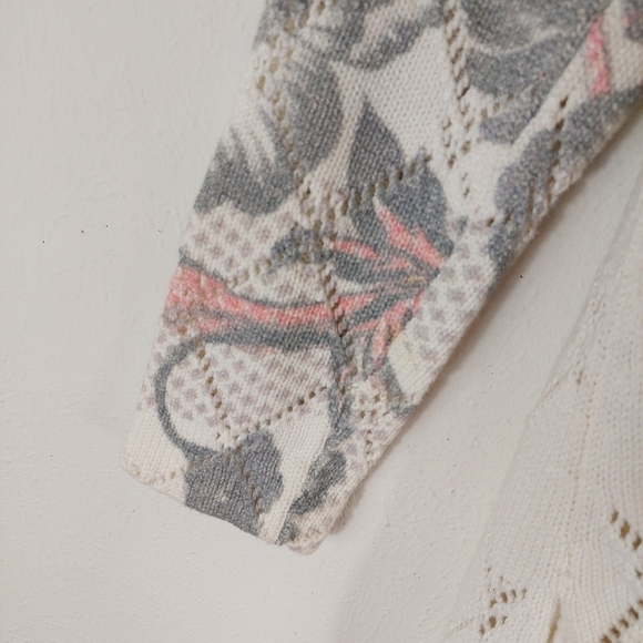 Anthropologie Knitted & Knotted Cream Floral Open Front Cardigan Sweater Size XS - Picture 5 of 11